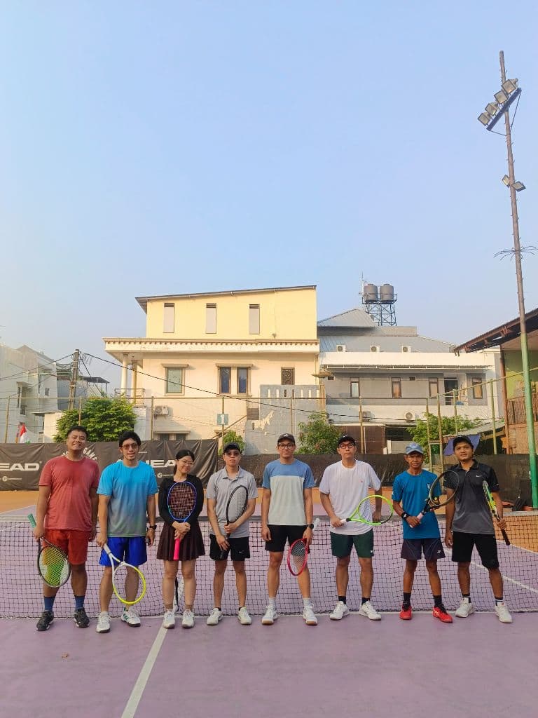Yanto Tennis Club Kelapa Gading media 1