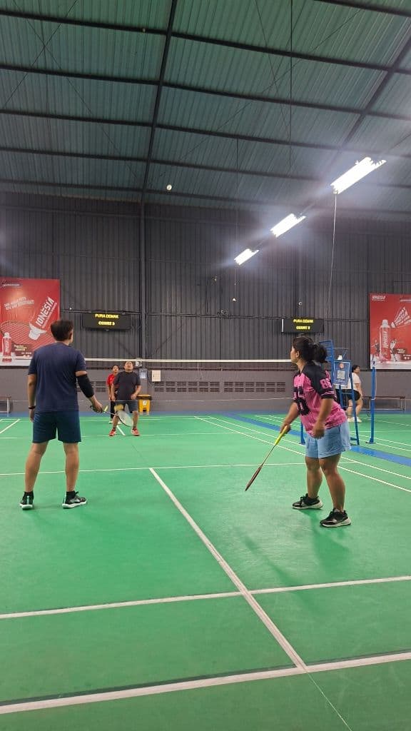 PB Senja Badminton Happy media 1