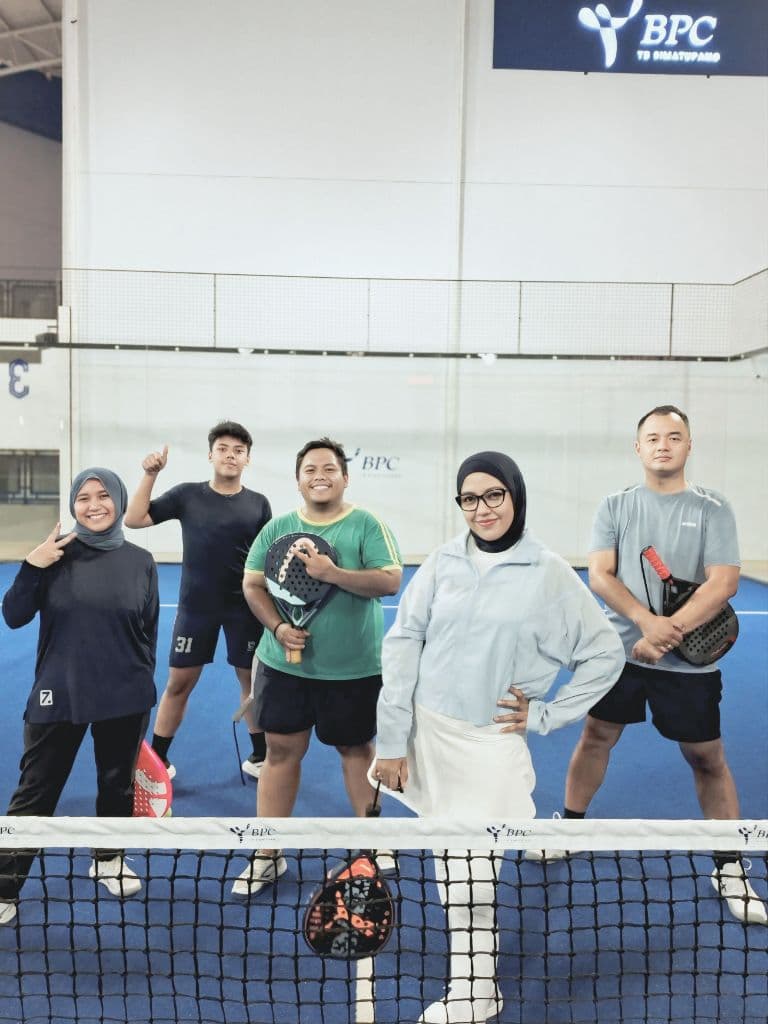 ARENA RACQUET CLUB  media 3