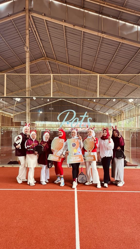 Padel Republic Ladies (P.R.L) media 1
