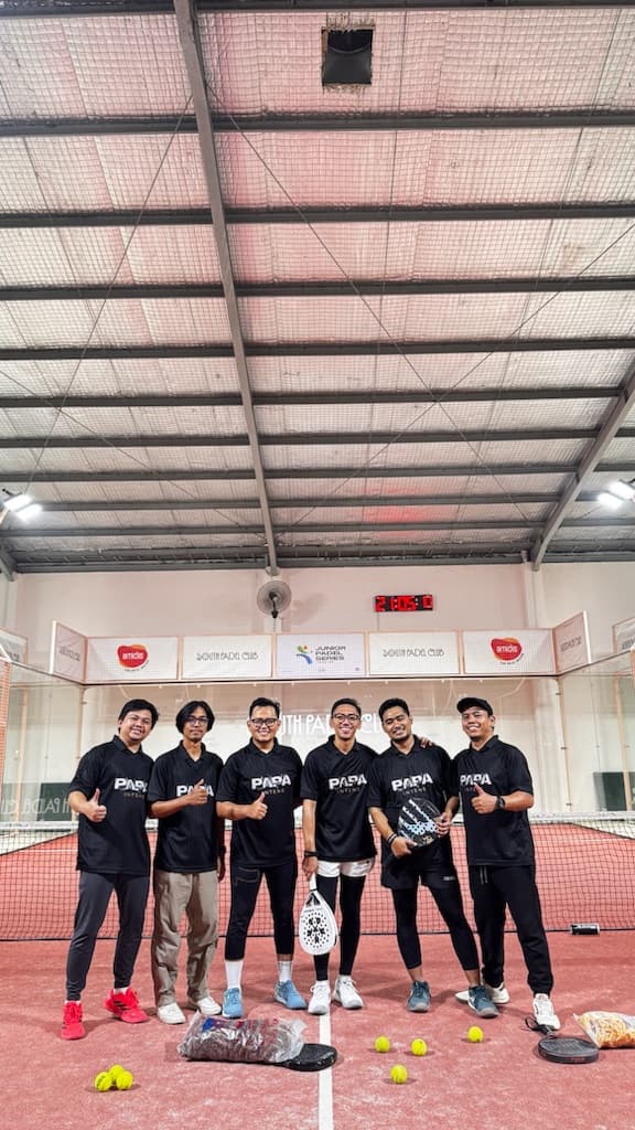Padel Intens Papa Ganteng media 1