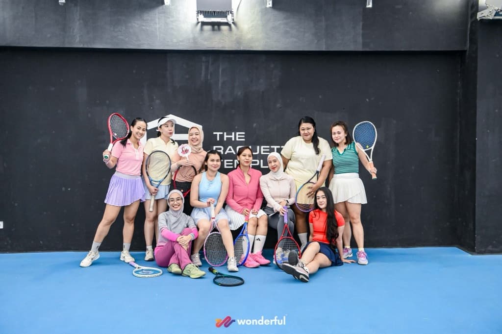 White Lines Tennis Club media 2