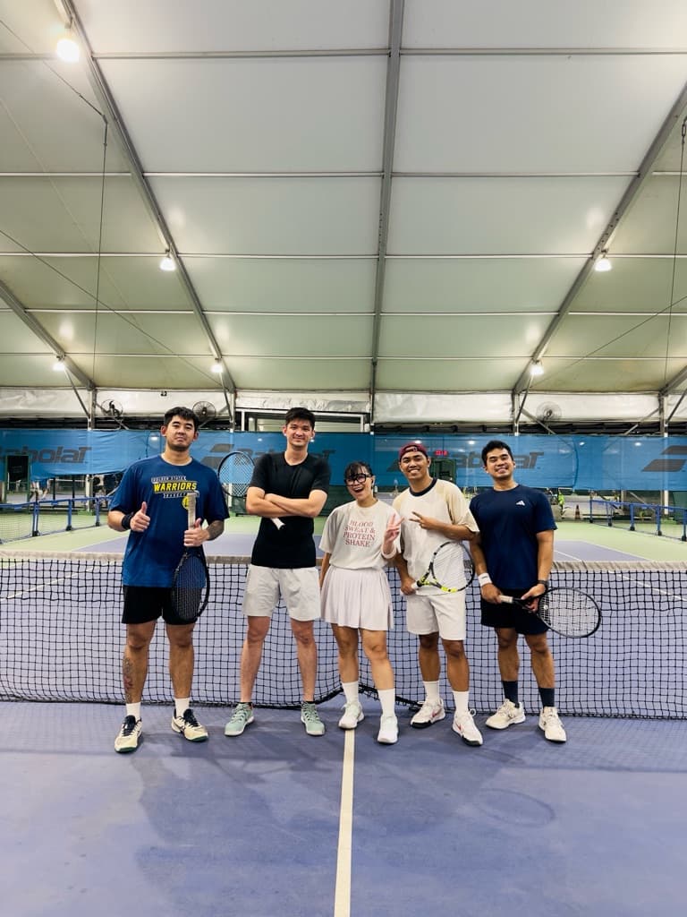 Tennis Kantoran media 2