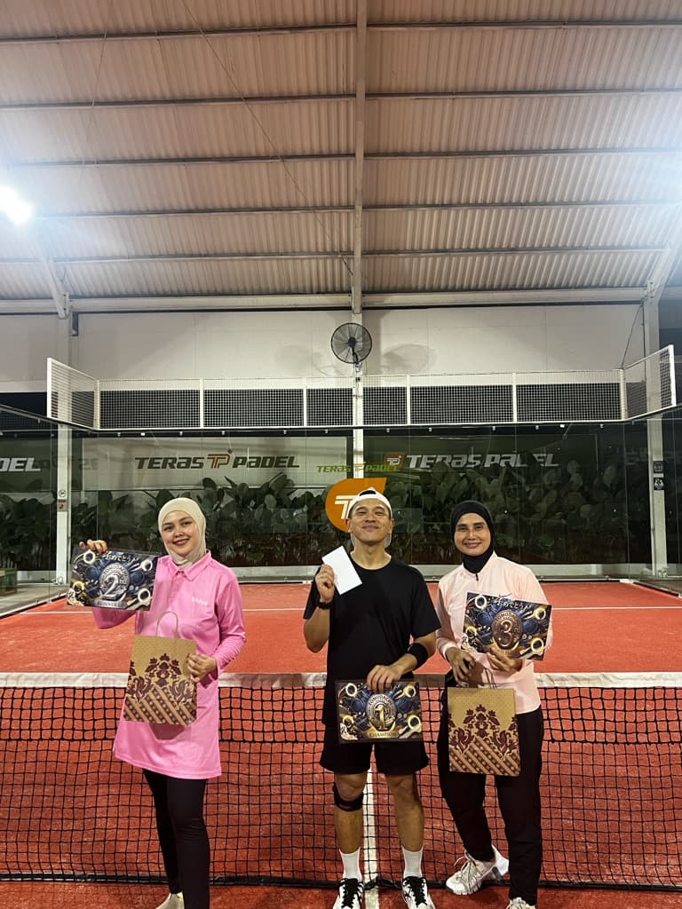 Tomodachi Padel Community media 4