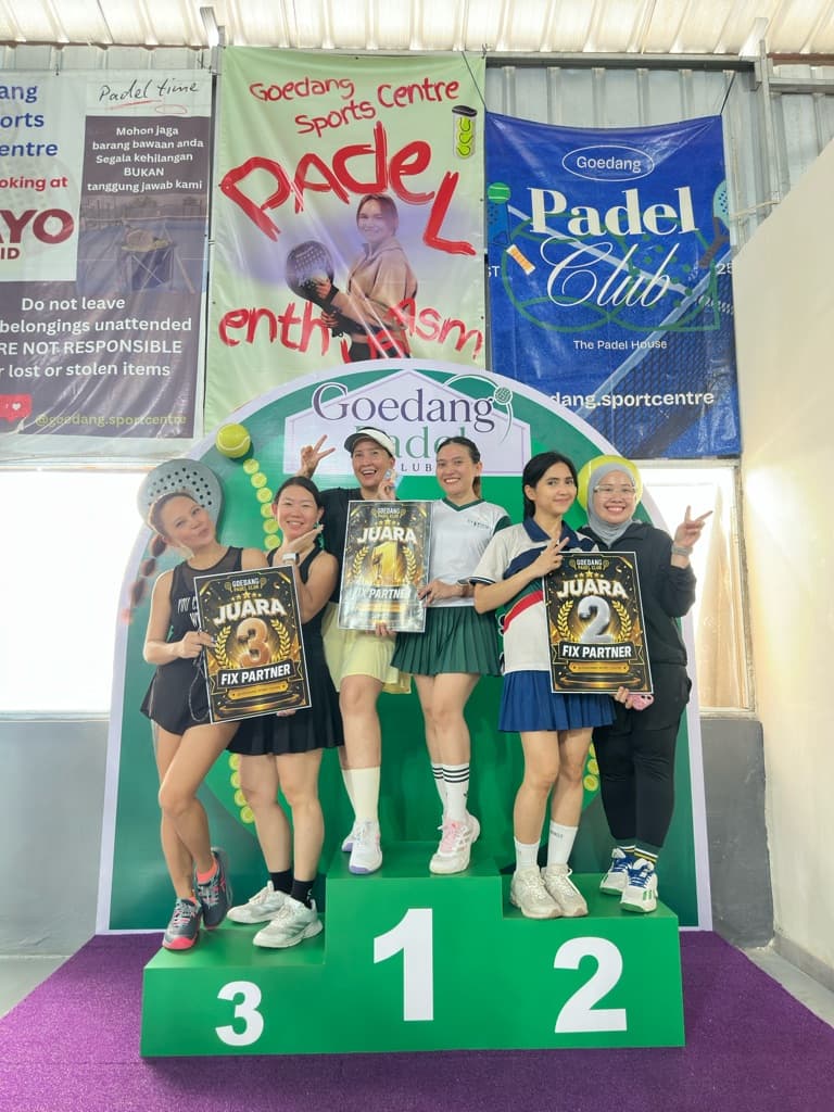 LADIES ZONE media 2