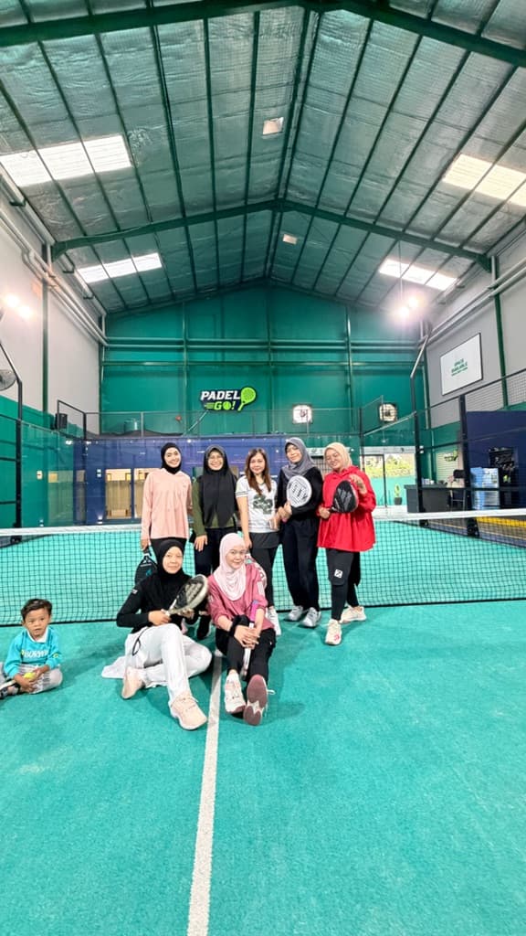 Lansia Padel Club - Lancar Nafas Sambil Beraksi  media 2