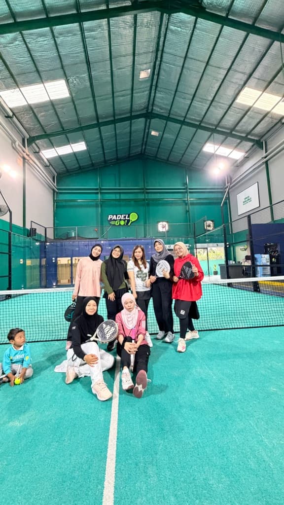 Lansia Padel Club - Lancar Nafas Sambil Beraksi  media 4