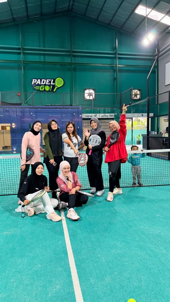 Lansia Padel Club - Lancar Nafas Sambil Beraksi  media 5