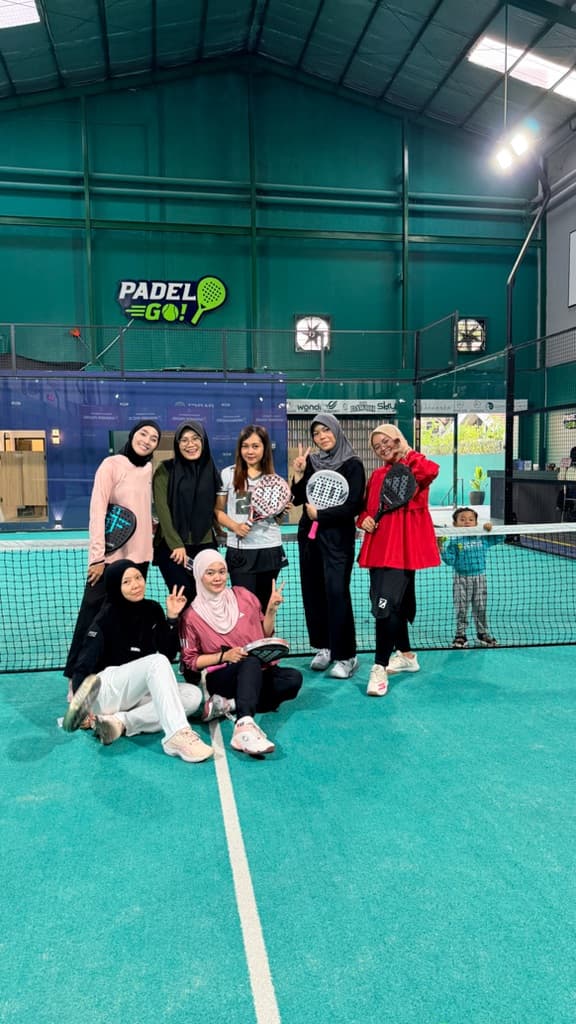 Lansia Padel Club - Lancar Nafas Sambil Beraksi  media 6