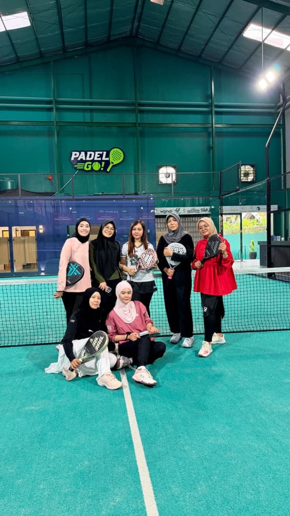 Lansia Padel Club - Lancar Nafas Sambil Beraksi  media 1