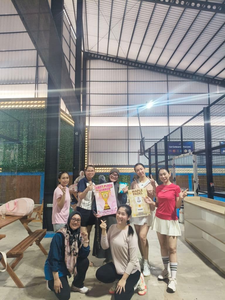 Maple Woman Padel media 1
