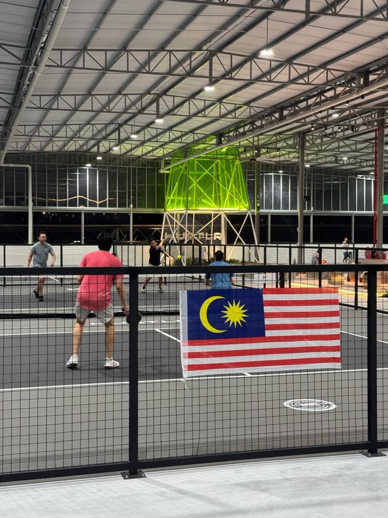 HUSTLR Pickleball & Social Club media 2