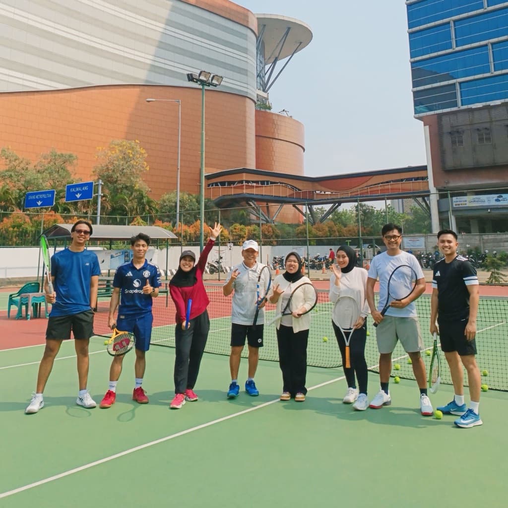 Newborn Tennis Club media 2