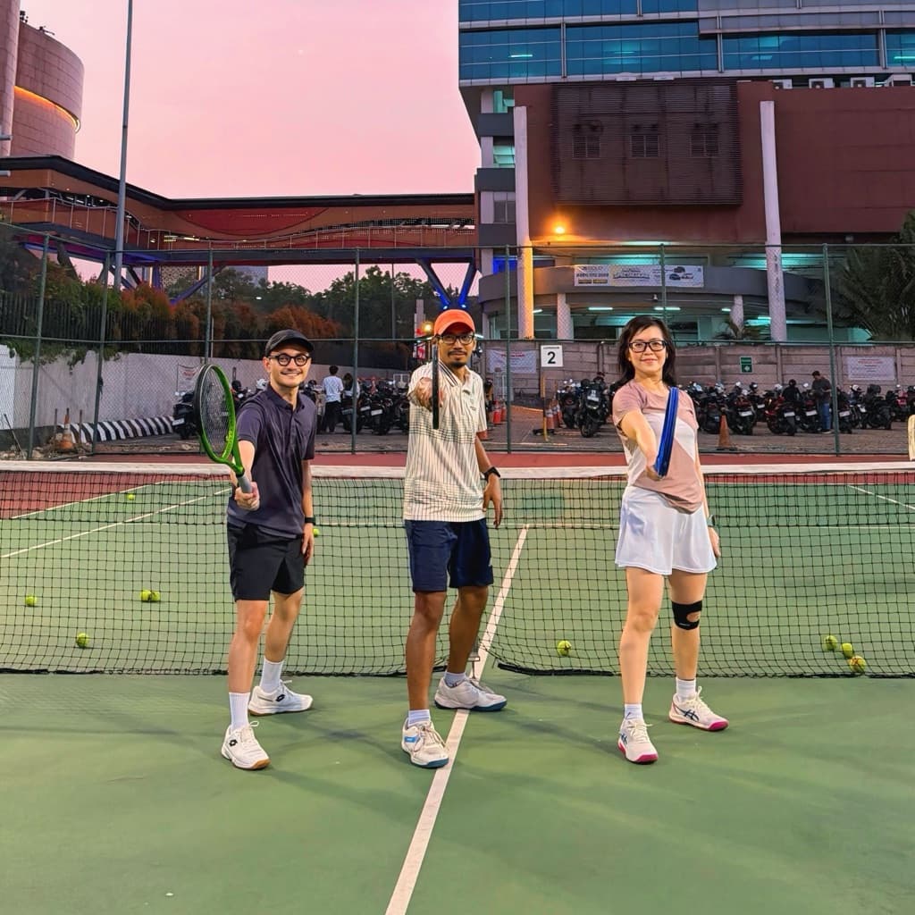 Newborn Tennis Club media 6