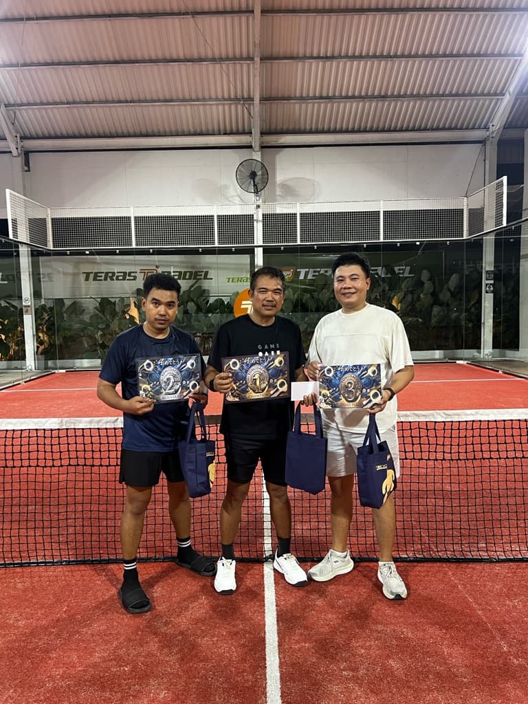 Tomodachi Padel Community media 1