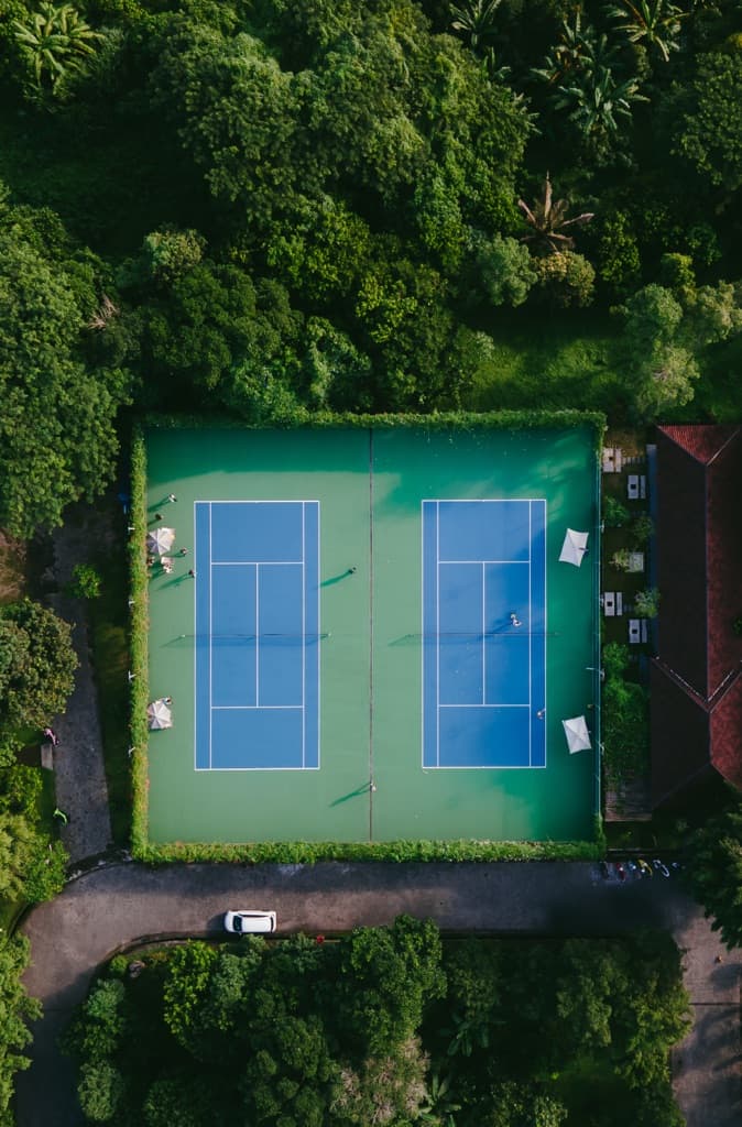 Tennis Tipis-Tipis media 1