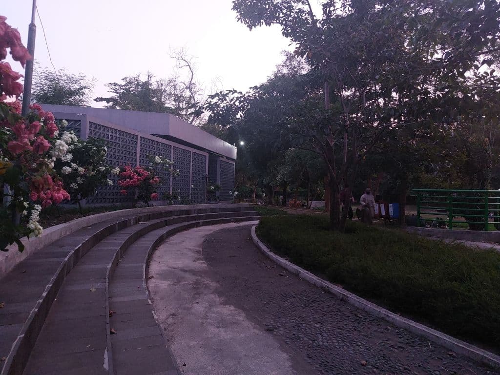 Jogging Sore media 1