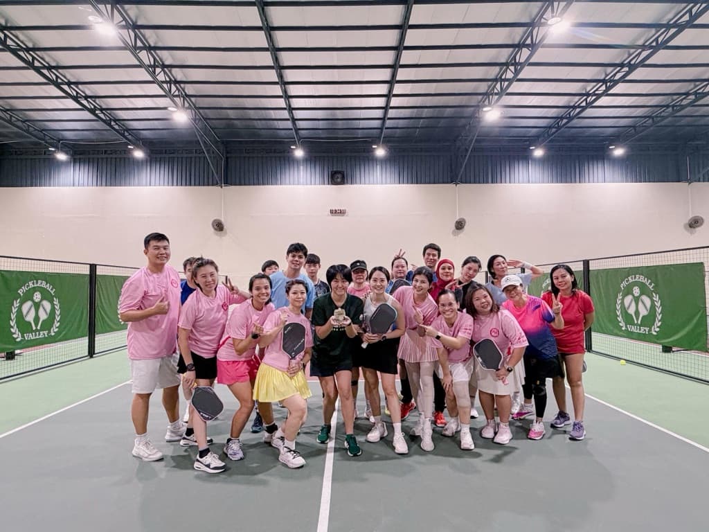Play Mode Pickleball Club media 3