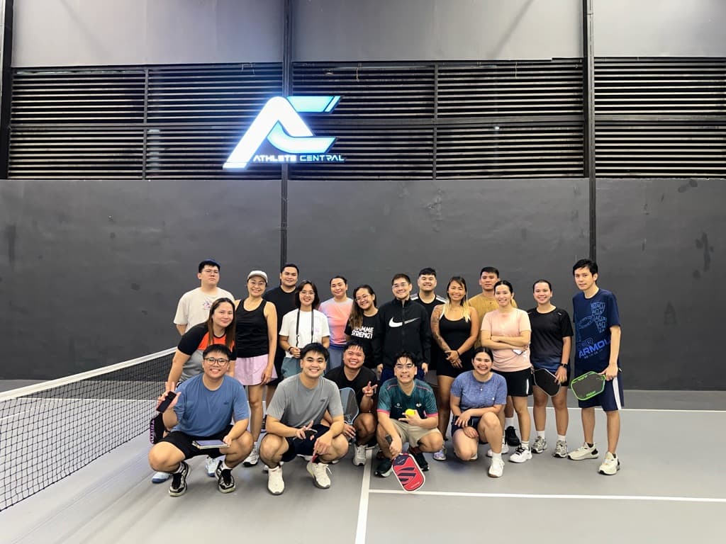 Mingle Kitchen Pickleball Club media 6