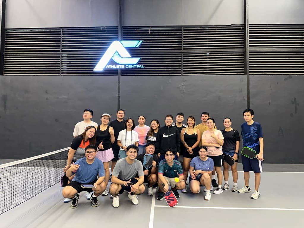 Mingle Kitchen Pickleball Club media 5