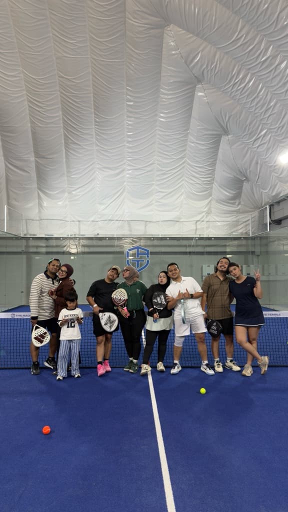 Couple Court Club media 1