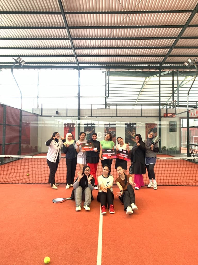 Court Dept Club Cinere media 3