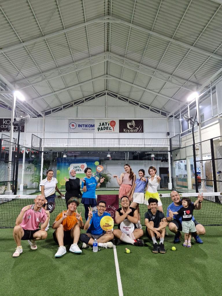 Estilo Racket Club media 3