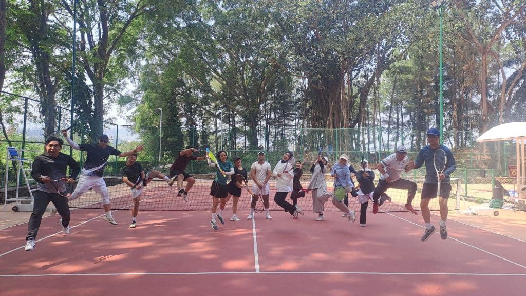 Dikit-dikit Tennis Club media 2