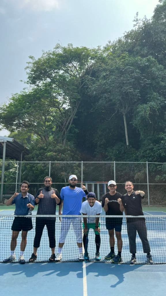 Thullab Racket media 6