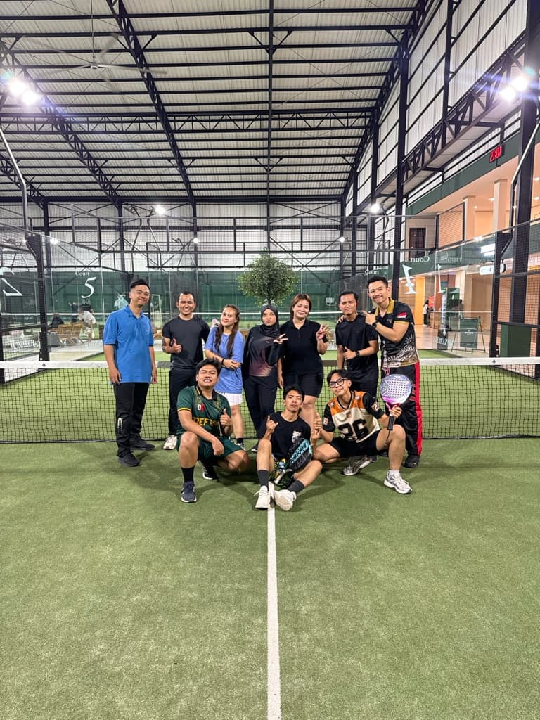 44 AFTER OFFICE media 3