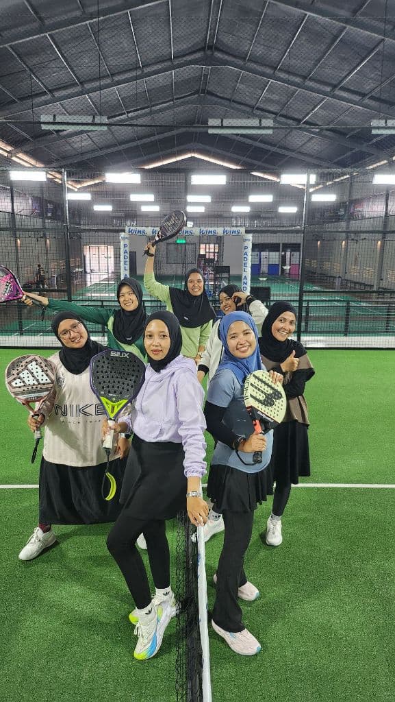 BESTIE BALLERS FUN PADEL media 6
