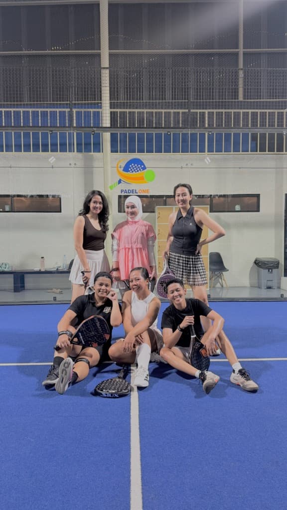 Queen Bee Club media 3