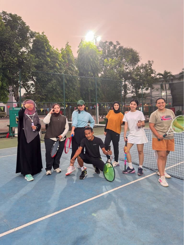 Play Tennis Ball media 2