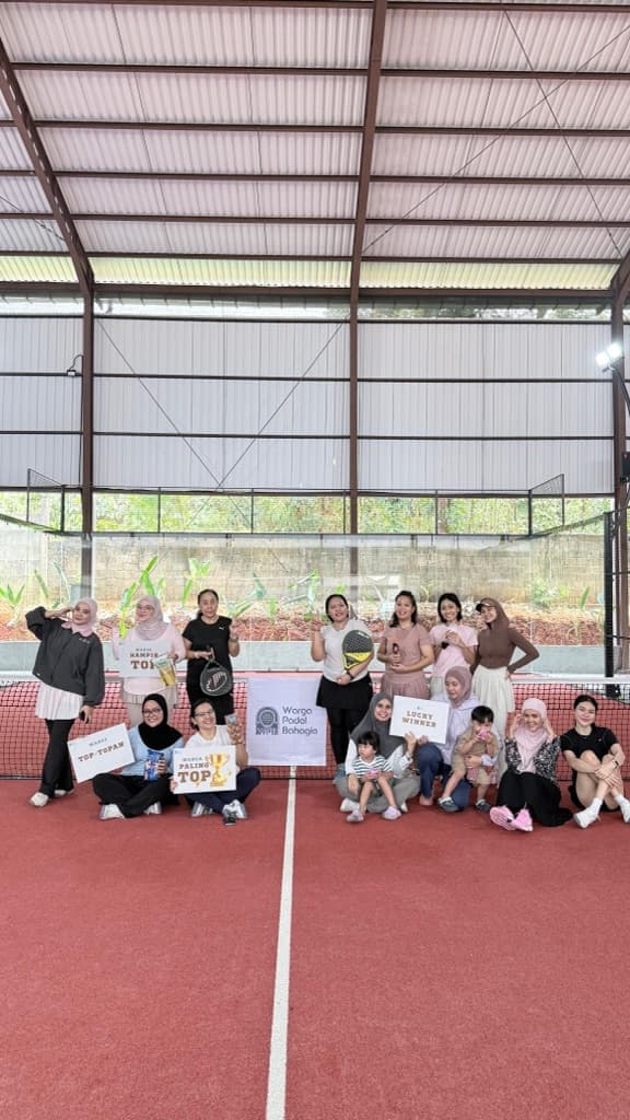 Warga Padel Bahagia media 1