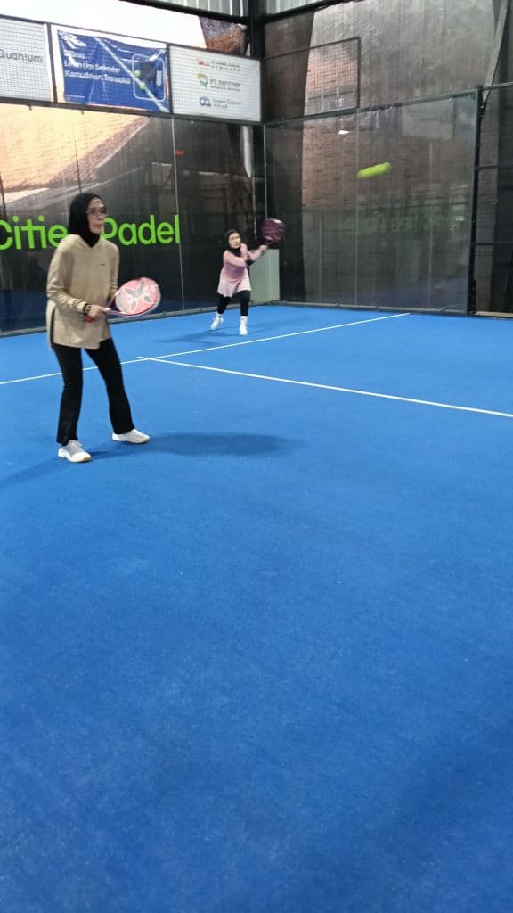 The Bloomers Padel media 5