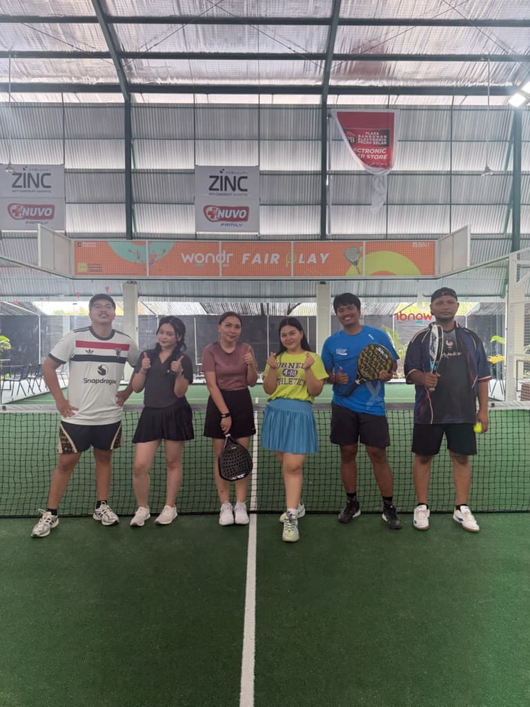 Young412 Padel Club media 1