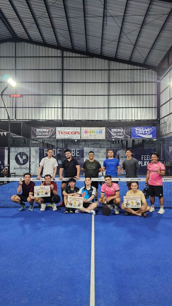 Circle Belakang media 3