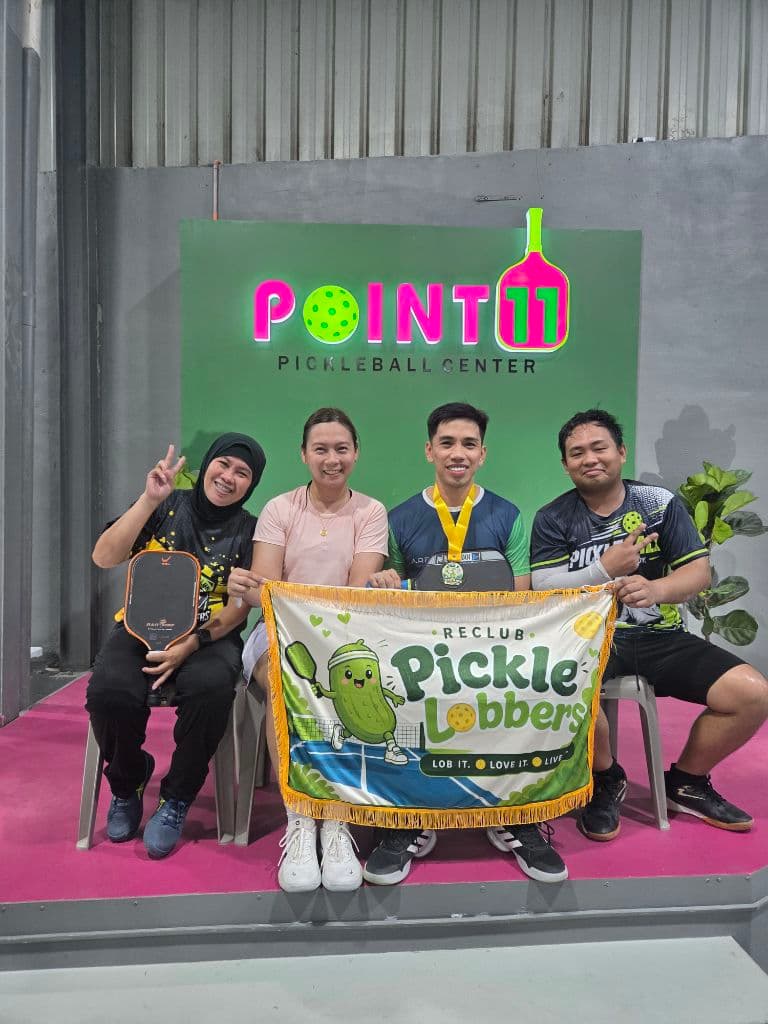Pickle Lobbers media 3