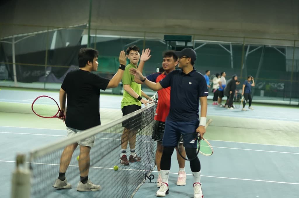 The Racquet Semarang media 6