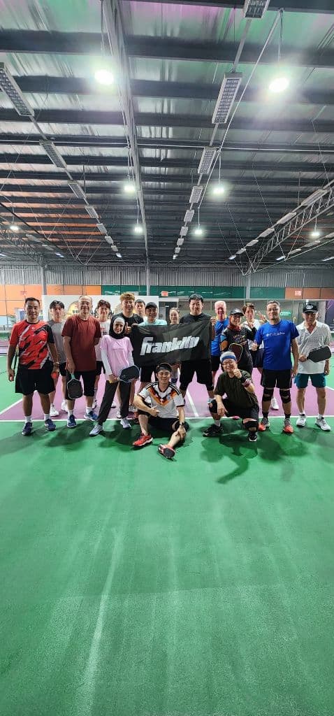 Pink Plate Paddles Club w/ Franklin Msia media 1