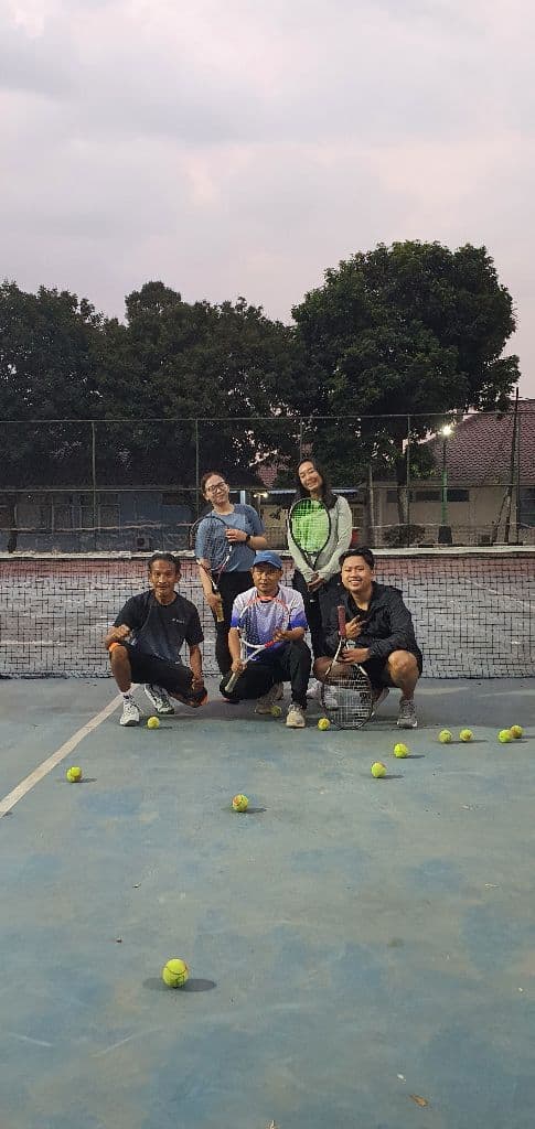 Tenis Sama Bokap media 6