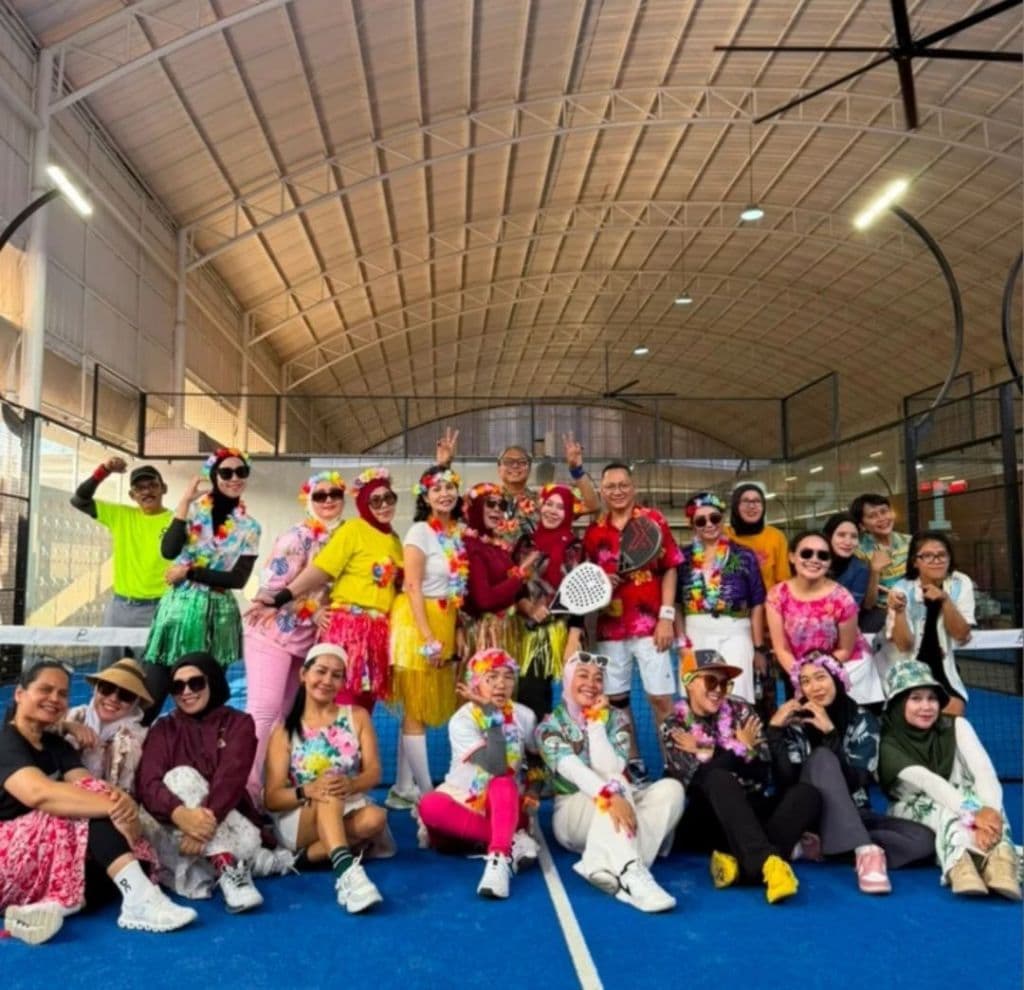Happy Vibora cibubur Padel  media 3