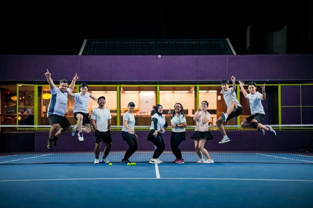 Meow Tennis 🐱 media 1