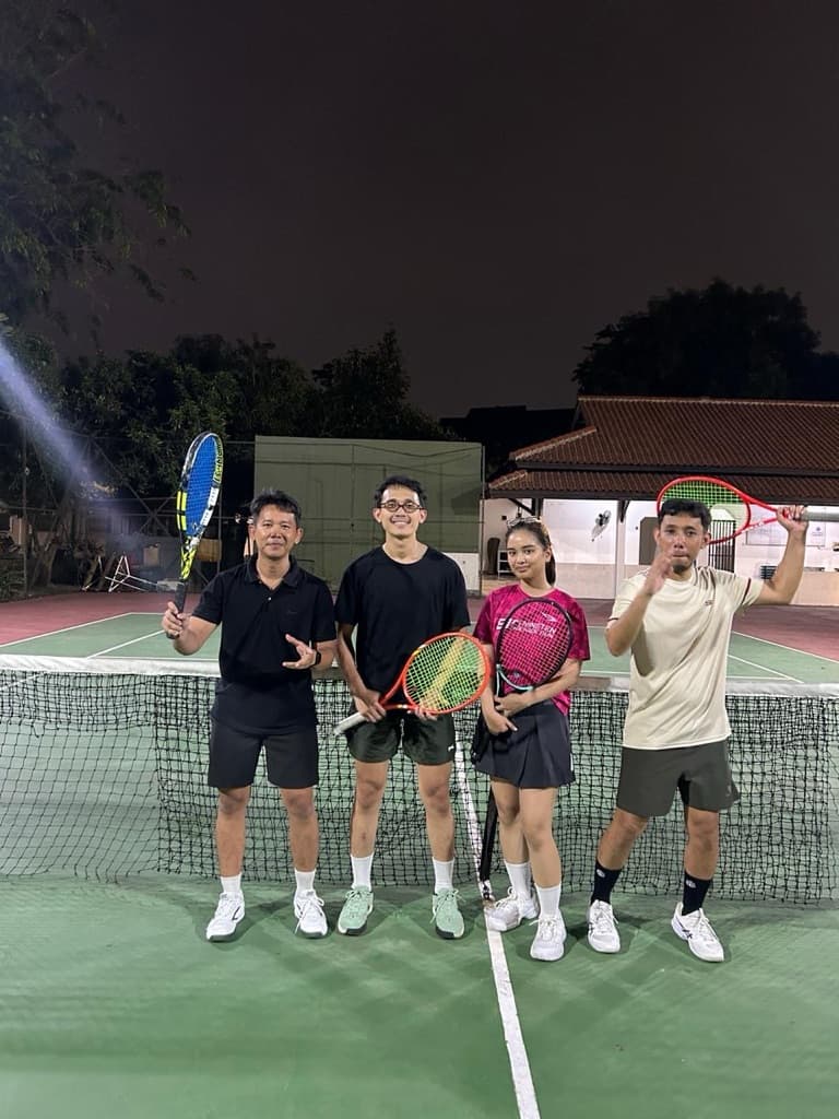 Tenis Santai On Court media 2