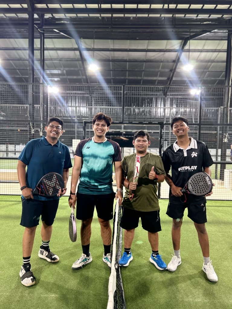Yellow Padel Community media 5