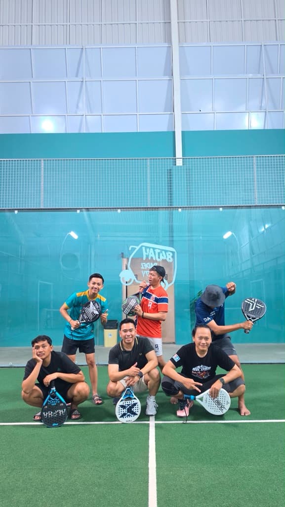 Padel & Donuts media 1