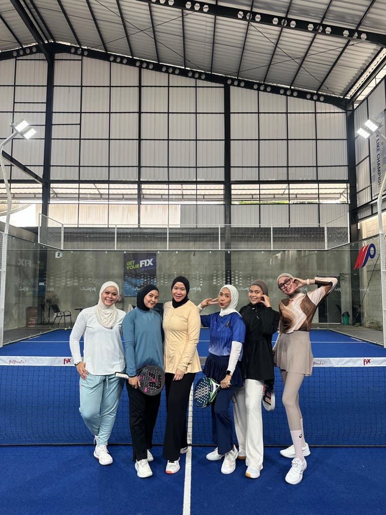 Fridel Sister Club media 4