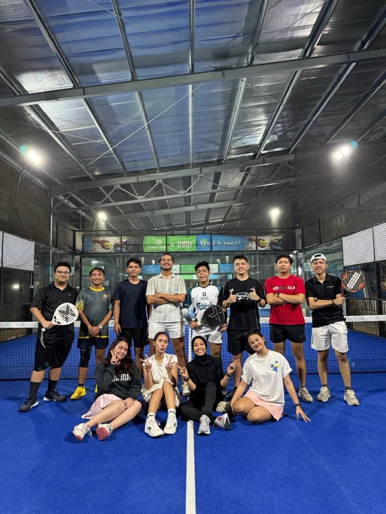 LOTZO PADEL SOCIETY  media 3