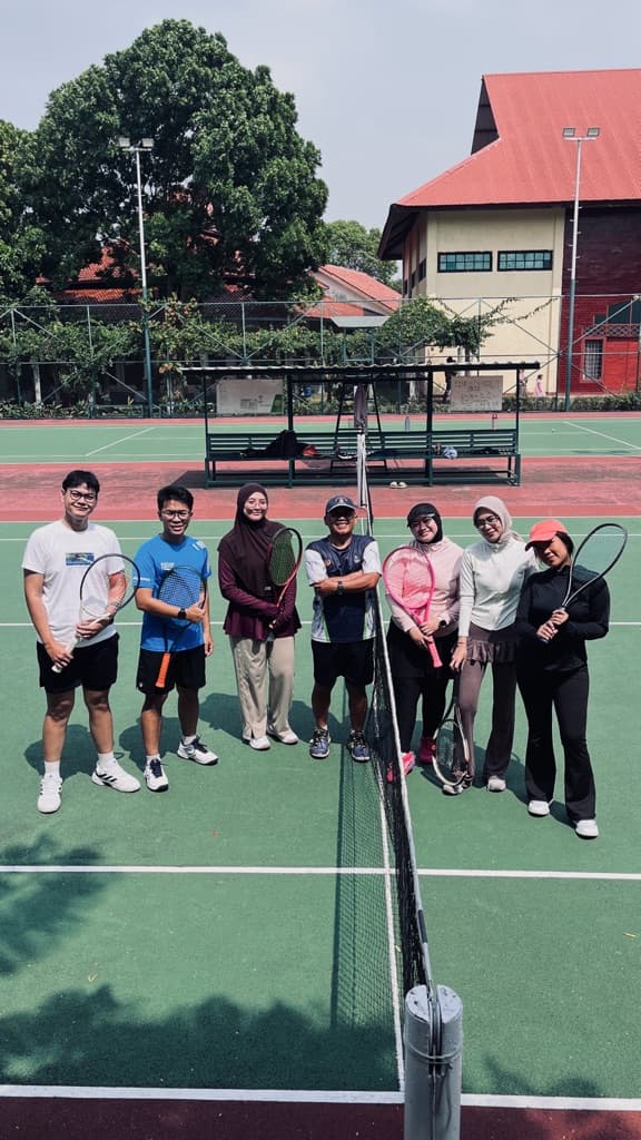 Weekend Hitters Tennis Club media 2