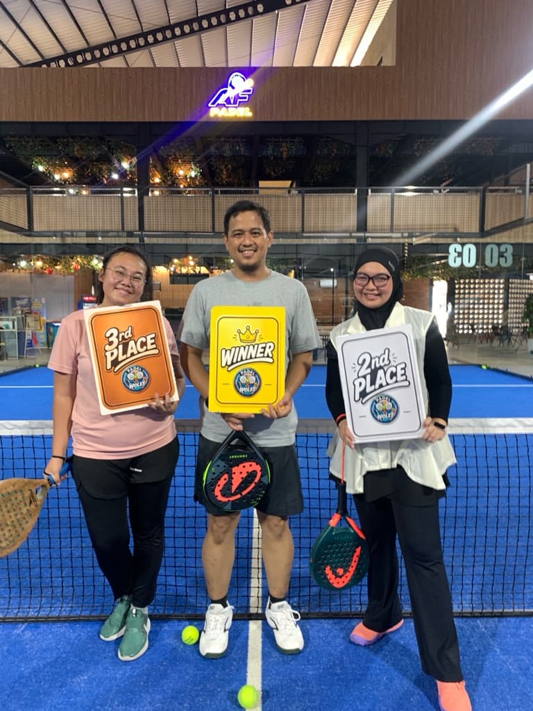 Padel Woles Club Bekasi media 1